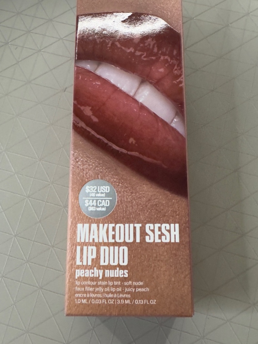 HUDA BEAUTY Makeout Sesh Lip Duo - Peachy Nudes